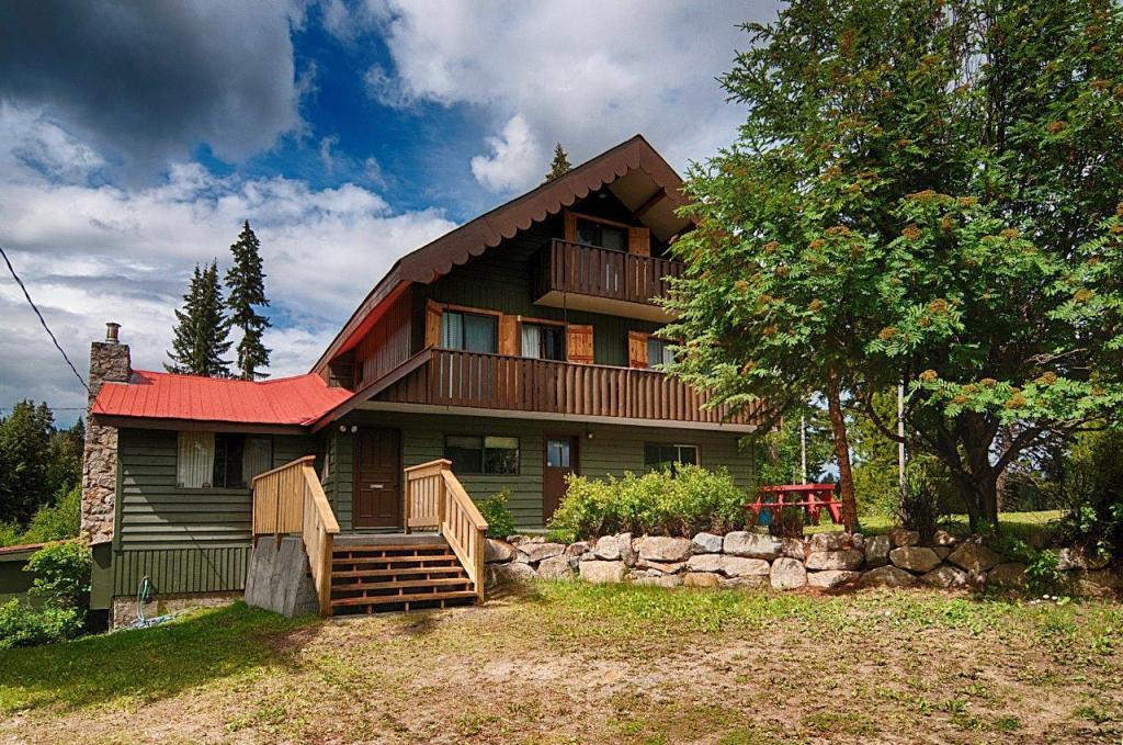 Ruth Lake Lodge